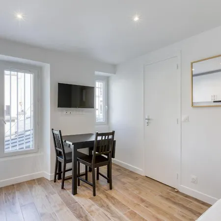 Studio Agreable Belleville דירה *